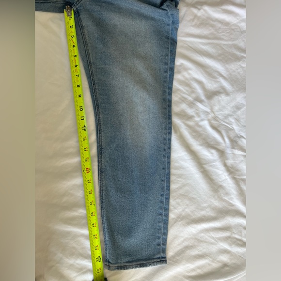 American Eagle Mom Jean size 4 short - Picture 5 of 5